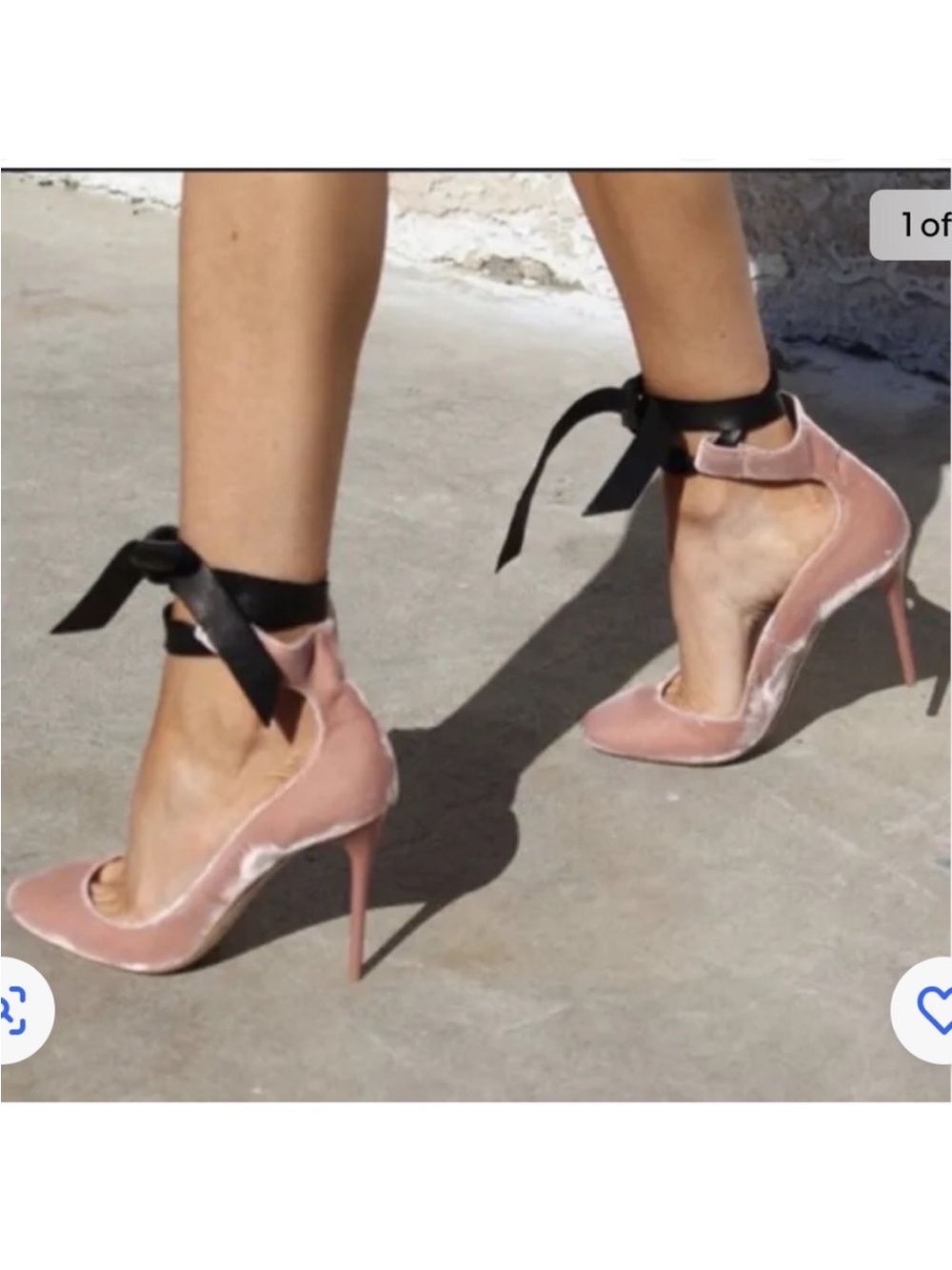 Rare Jimmy Choo Rosana velvet pumps